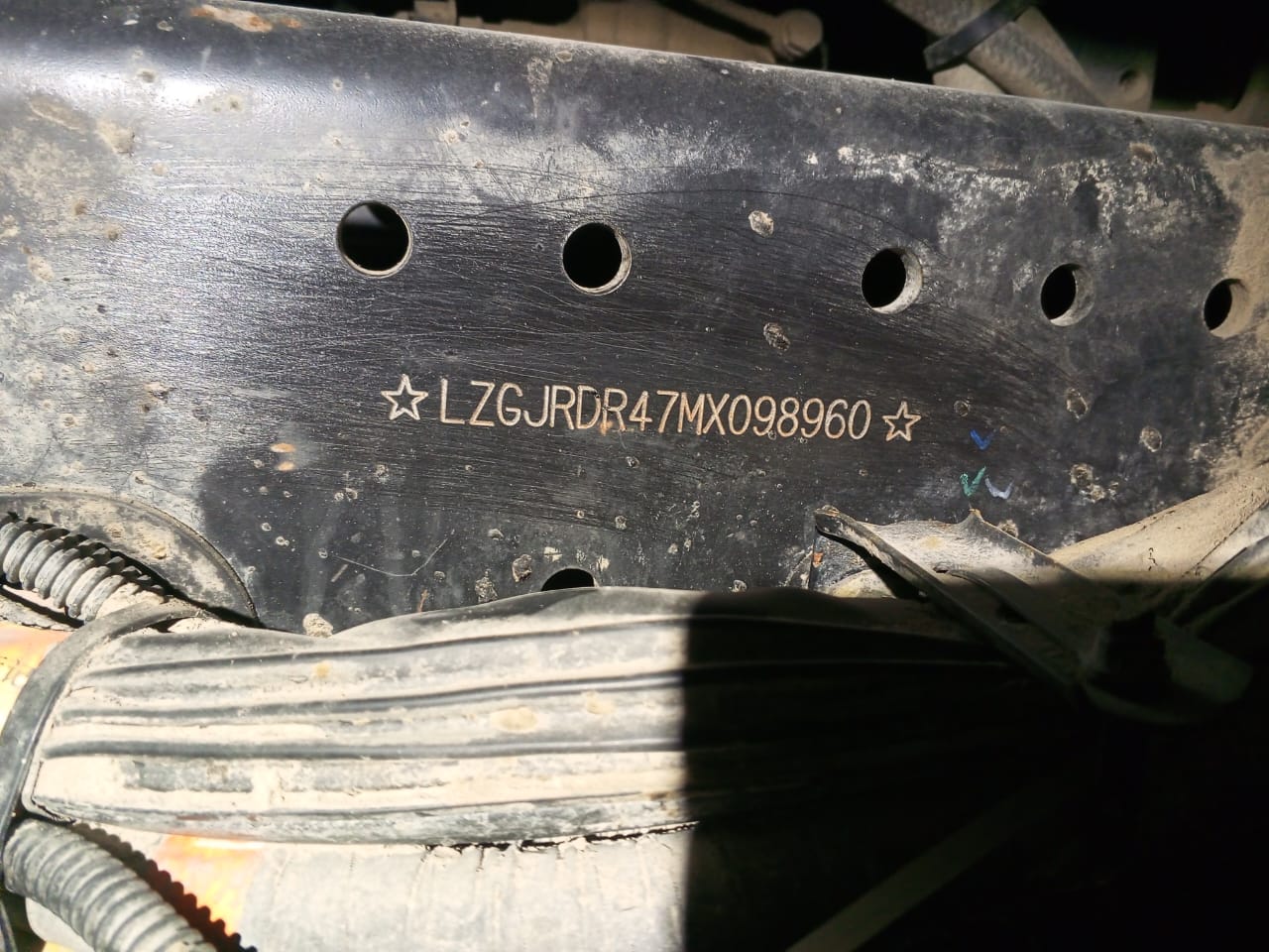 Shacman (Shaanxi) SX* 6x4 Самосвал 2021 г.